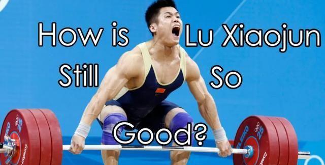 杠铃举重世界纪录_举重冠军的杠铃有多重_杠铃举重冠军多少千克