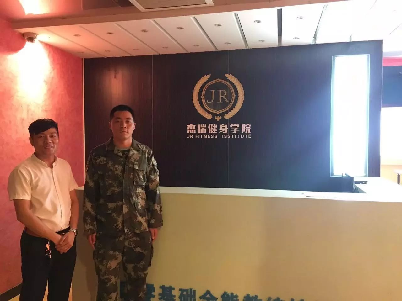 杰瑞健身_健身杰瑞惊掉下巴_健身杰瑞米