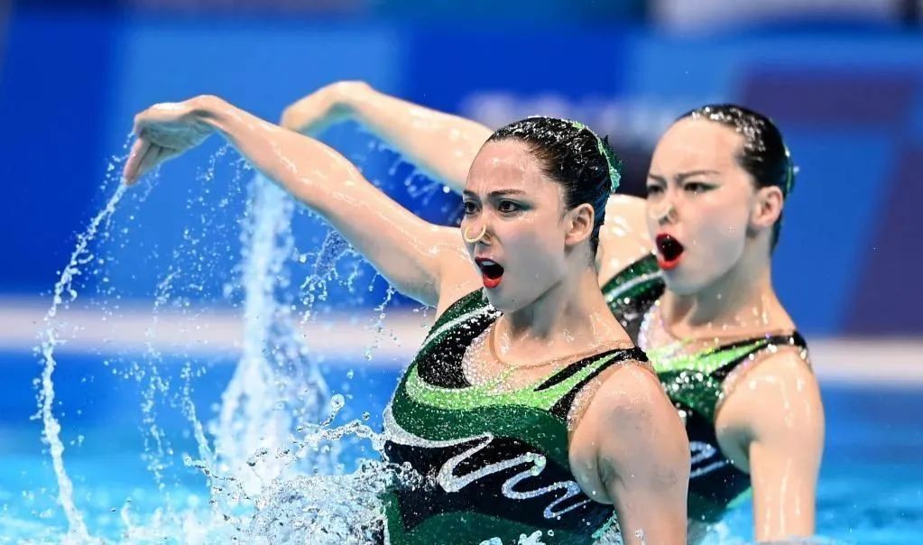 2021花样游泳日本队视频_日本双人花样游泳冠军_花样游泳日本队