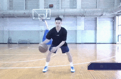怎么带篮球训练_篮球新手技巧训练带球视频_如何带新手训练篮球技巧