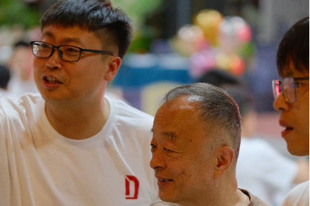冠军篮球队服_篮球冠军t恤_篮球冠军帽