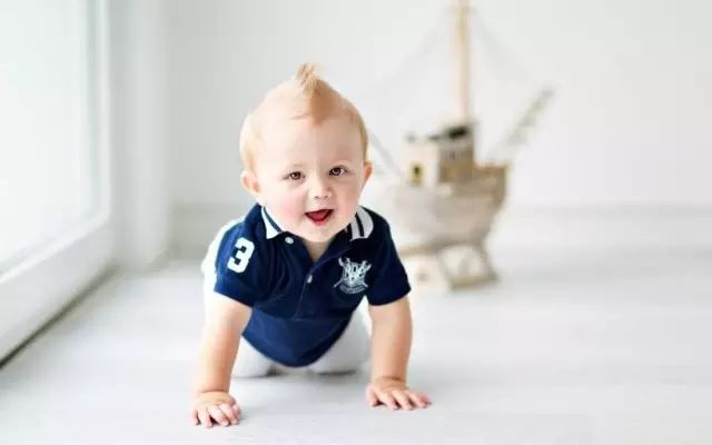 英文家庭对话_简单的亲子幼儿英语对话_幼儿家庭英语日常对话