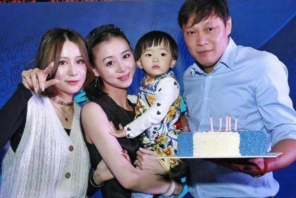 足球界冠军范志毅是哪个队的_足球界冠军范志毅是哪里人_范志毅足球界冠军是谁啊