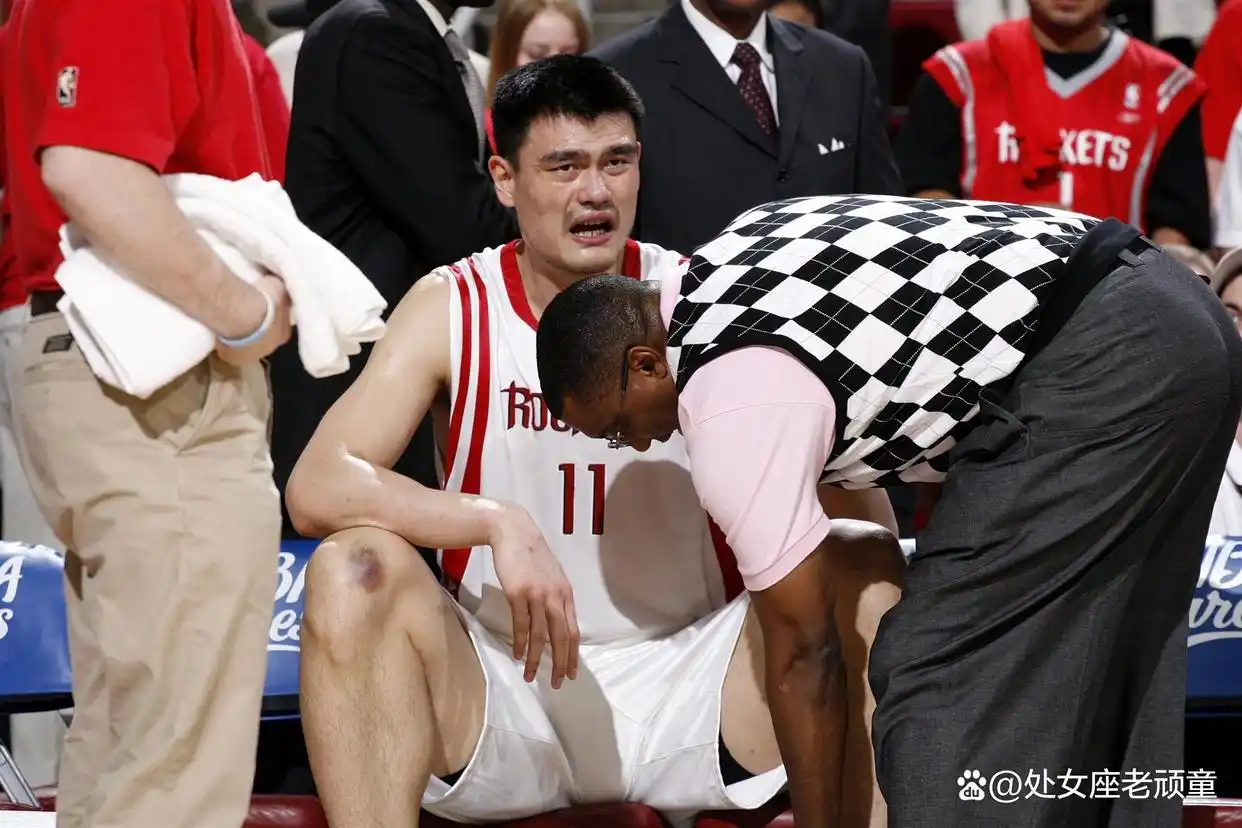 历史篮球巨人_巨人篮球运动员_巨人篮球历史最佳阵容